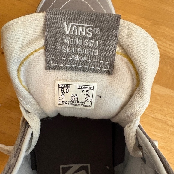 Gray High-Top Vans Sneakers with leather lining women’s 7.5 men’s 6 - Picture 7 of 7